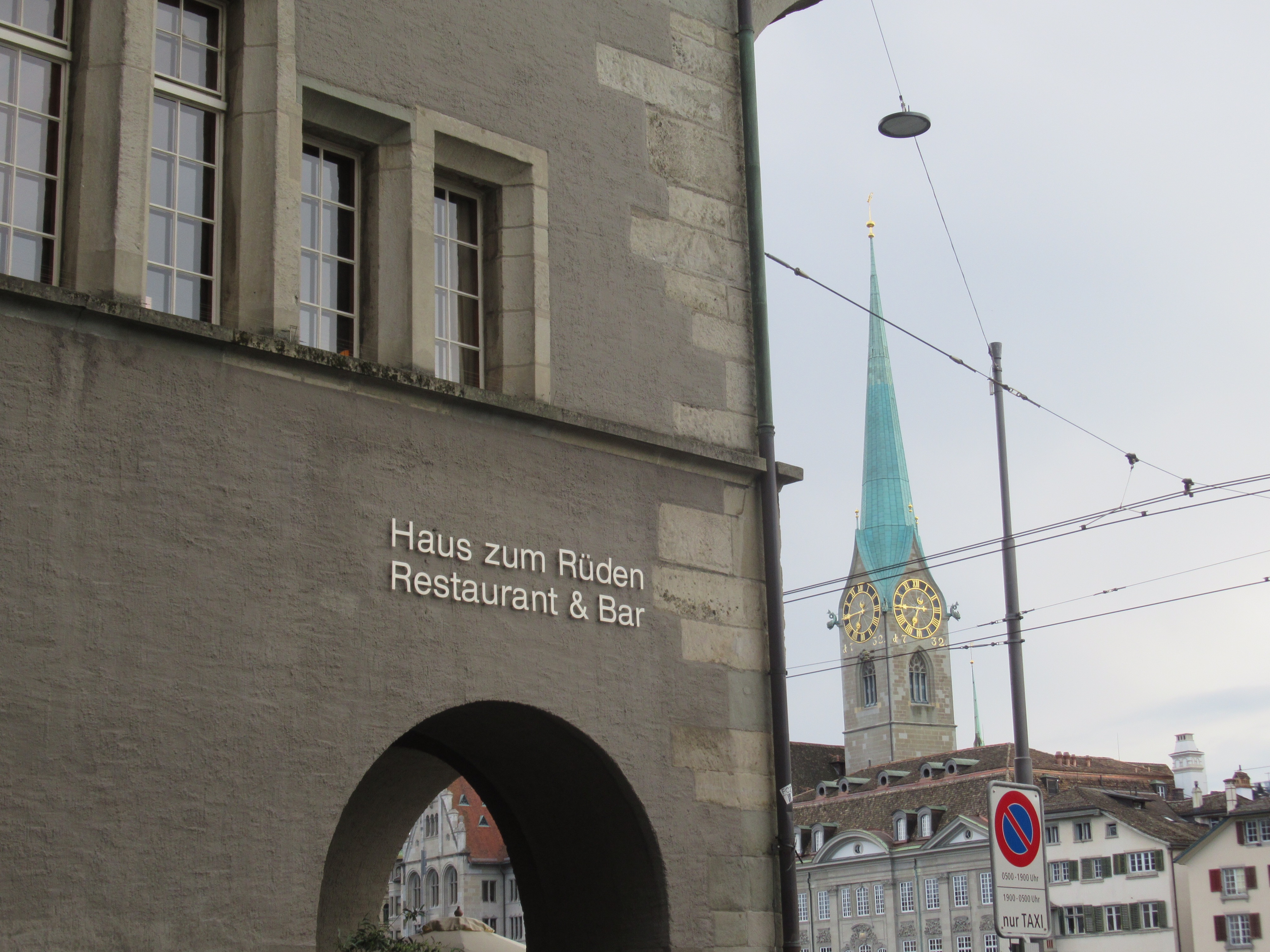 BC7DDE4B-4A86-4049-A705-3F661848278F